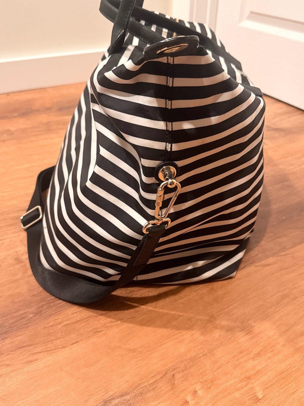 kate spade Black & White Striped Travel Bag Set with Floral Cosmetic Cases - Picture 5 of 16